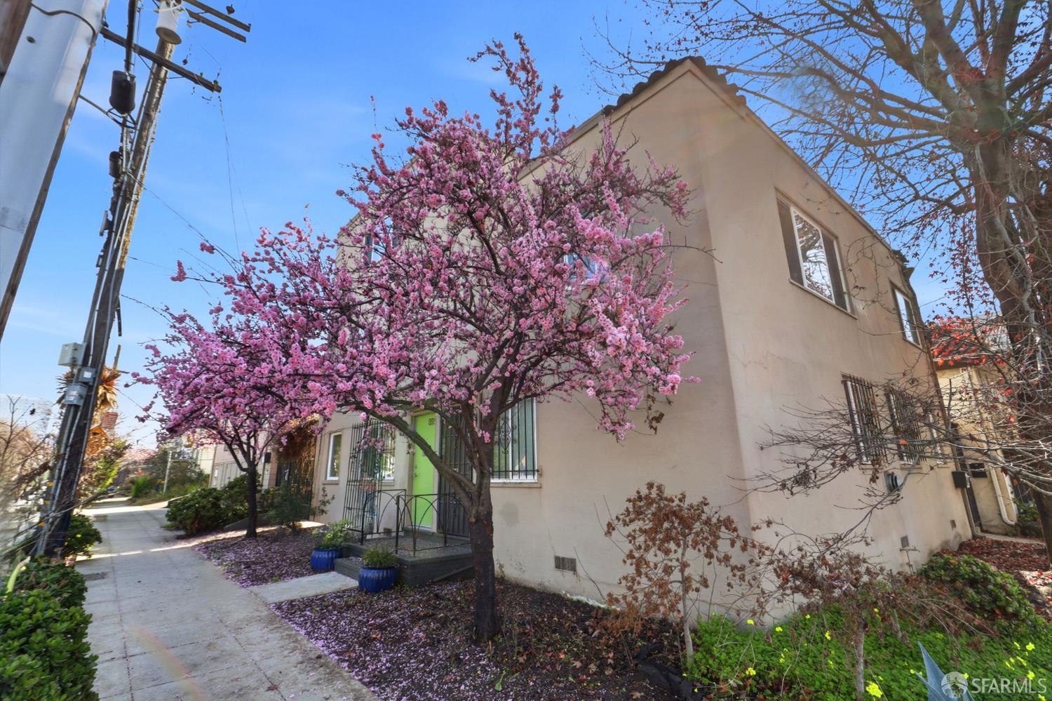 Detail Gallery Image 46 of 46 For 3850 Market St, Oakland,  CA 94608 - – Beds | – Baths