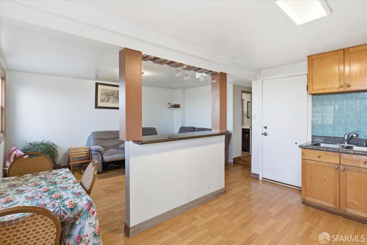 Detail Gallery Image 20 of 38 For 424 Bellevue Ave, Daly City,  CA 94014 - 5 Beds | 2 Baths