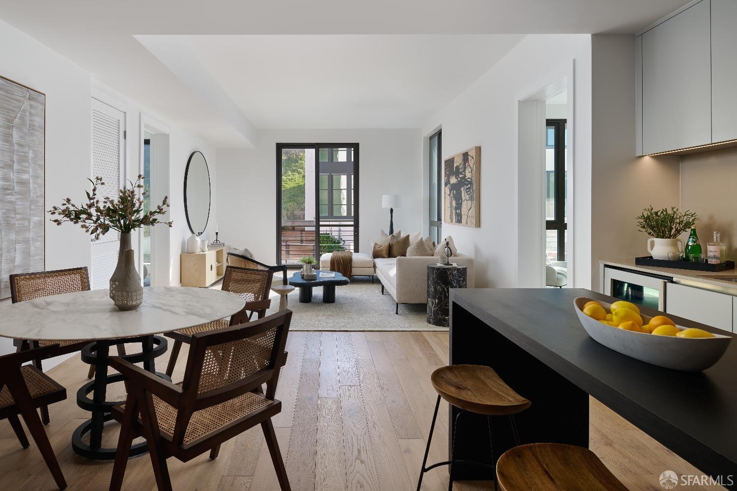 Front Image Thumbnail for SF426102800