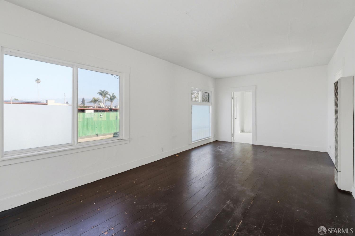 Detail Gallery Image 17 of 46 For 3850 Market St, Oakland,  CA 94608 - – Beds | – Baths