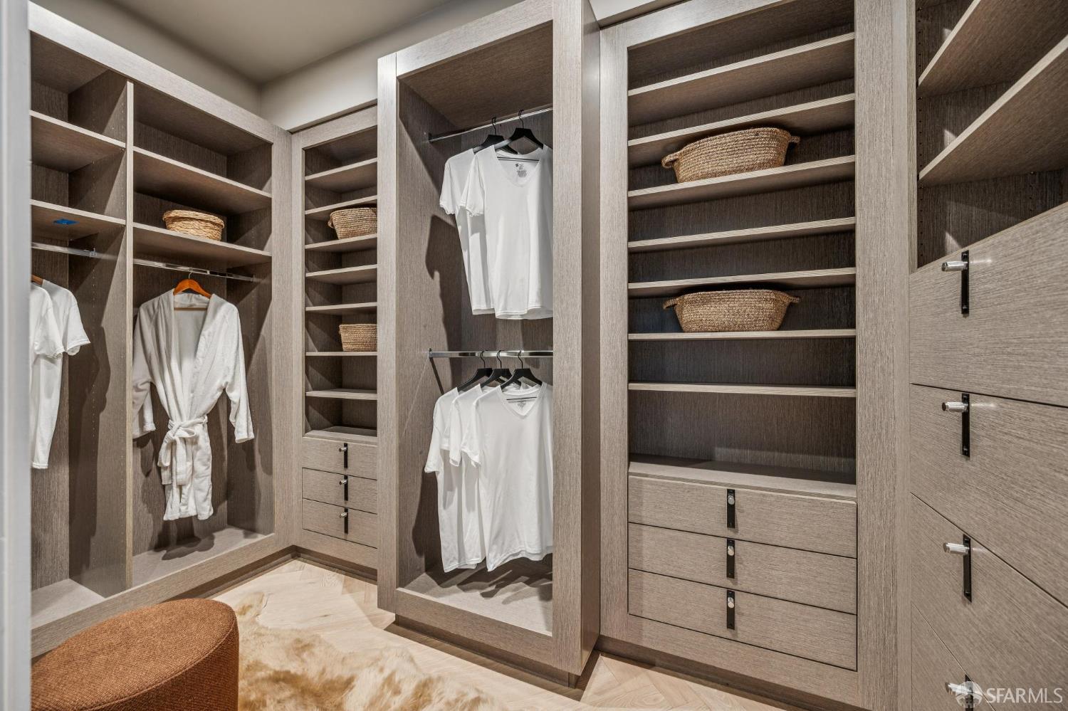 Photo #37: 426102502 Listing: Photo #37