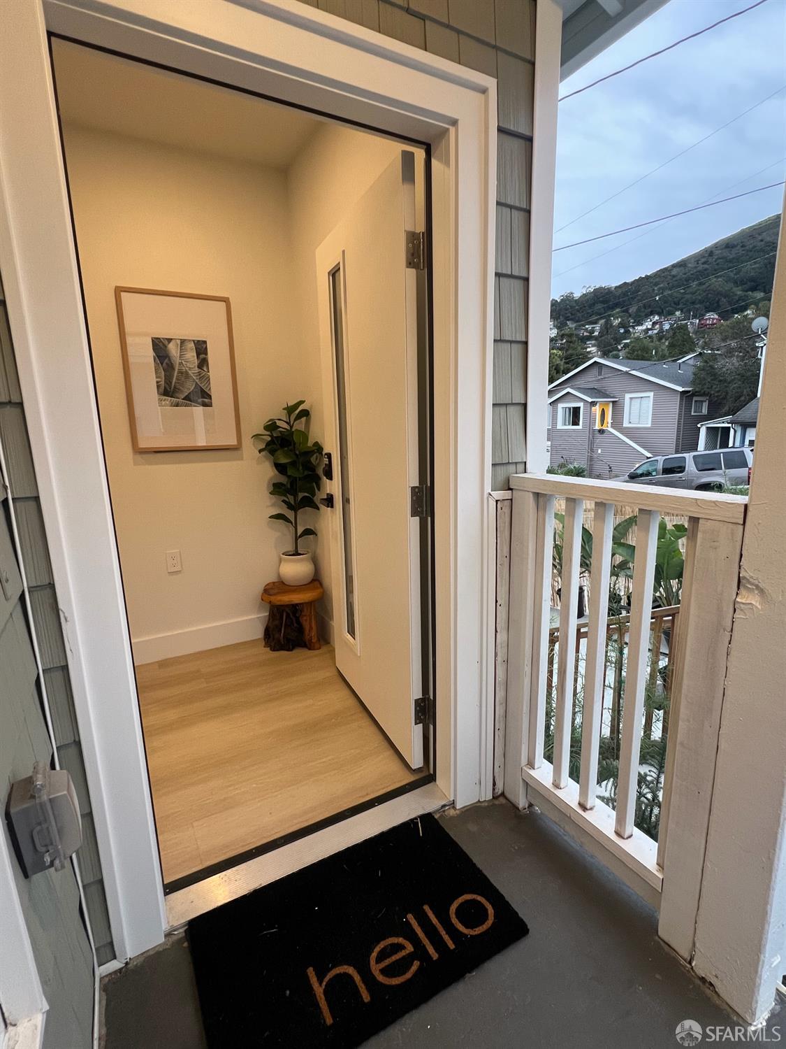 Detail Gallery Image 3 of 57 For 480 Monterey St, Brisbane,  CA 94005 - 3 Beds | 2 Baths