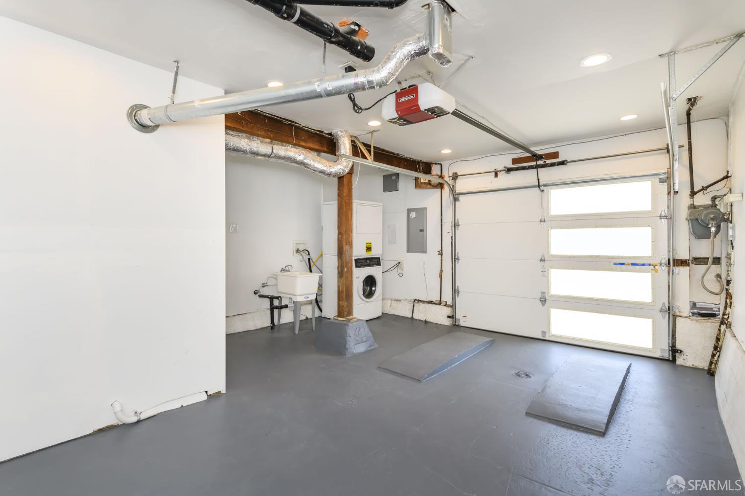 Detail Gallery Image 18 of 27 For 700 Ellsworth St, San Francisco,  CA 94110 - 3 Beds | 2 Baths