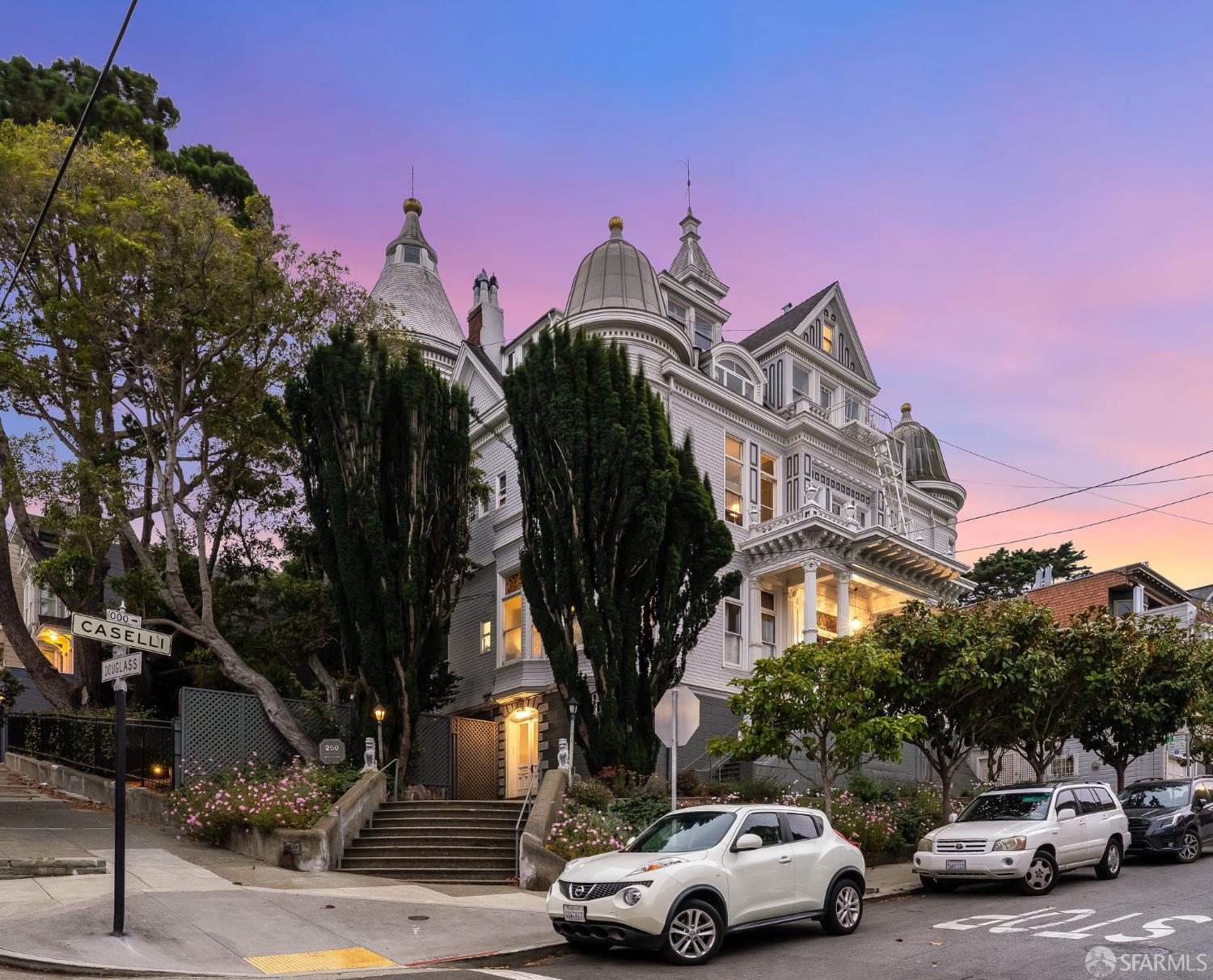 Detail Gallery Image 71 of 73 For 250 Douglass St, San Francisco,  CA 94114 - – Beds | – Baths