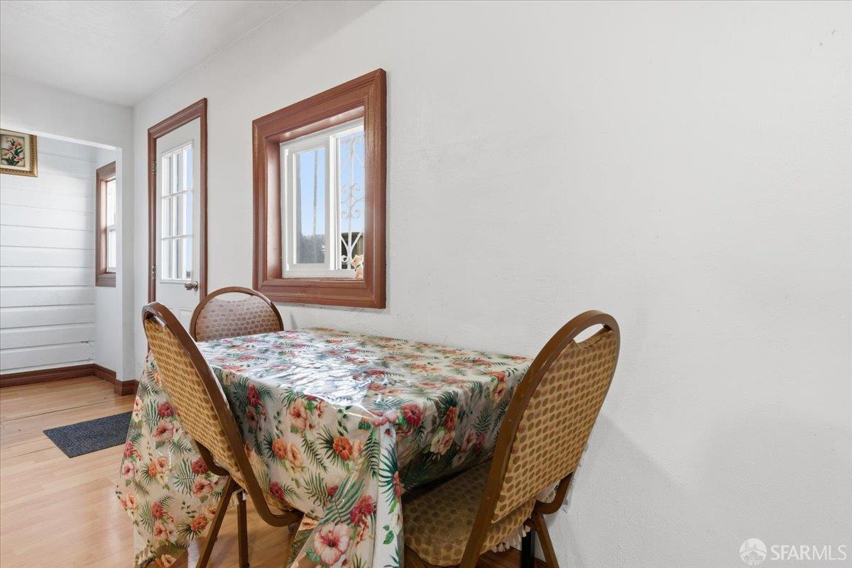 Detail Gallery Image 21 of 38 For 424 Bellevue Ave, Daly City,  CA 94014 - 5 Beds | 2 Baths