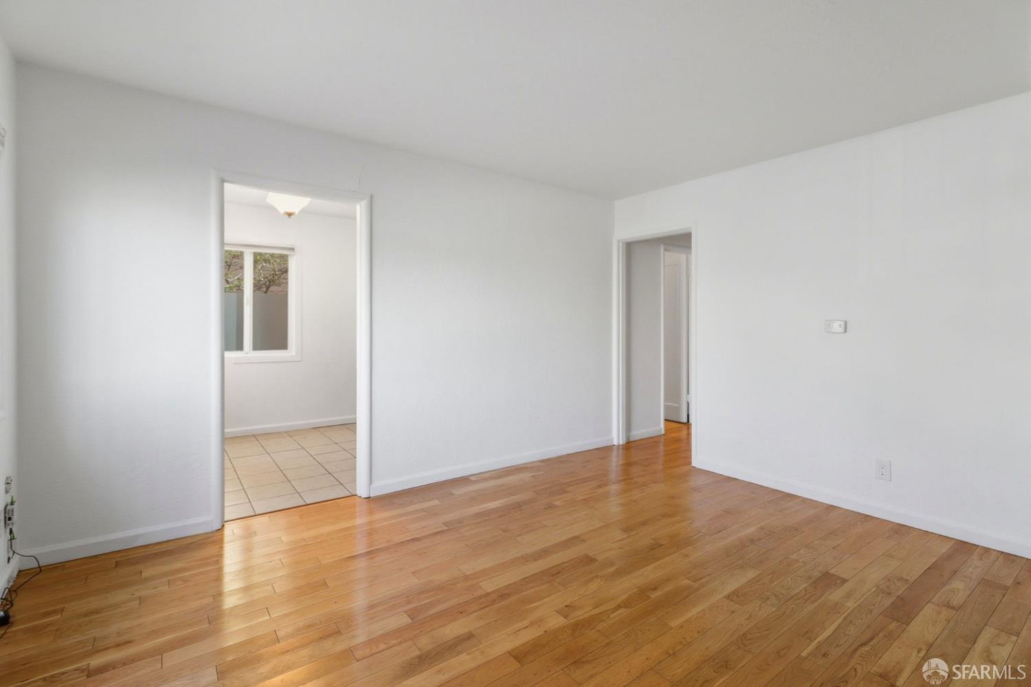 Detail Gallery Image 38 of 46 For 3850 Market St, Oakland,  CA 94608 - – Beds | – Baths