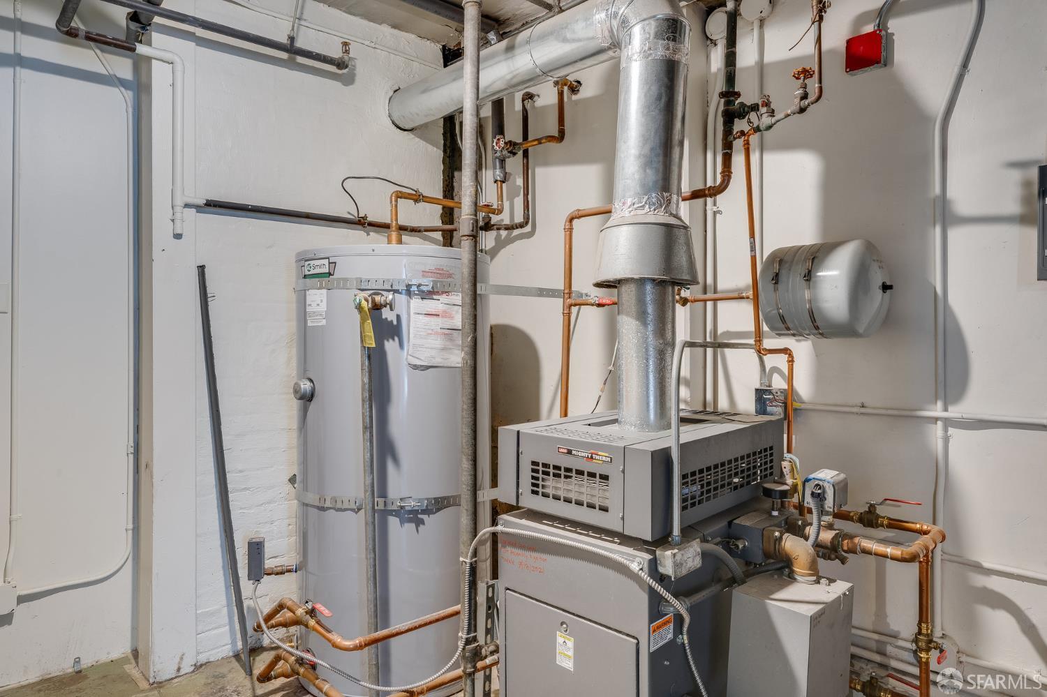 Detail Gallery Image 52 of 73 For 250 Douglass St, San Francisco,  CA 94114 - – Beds | – Baths