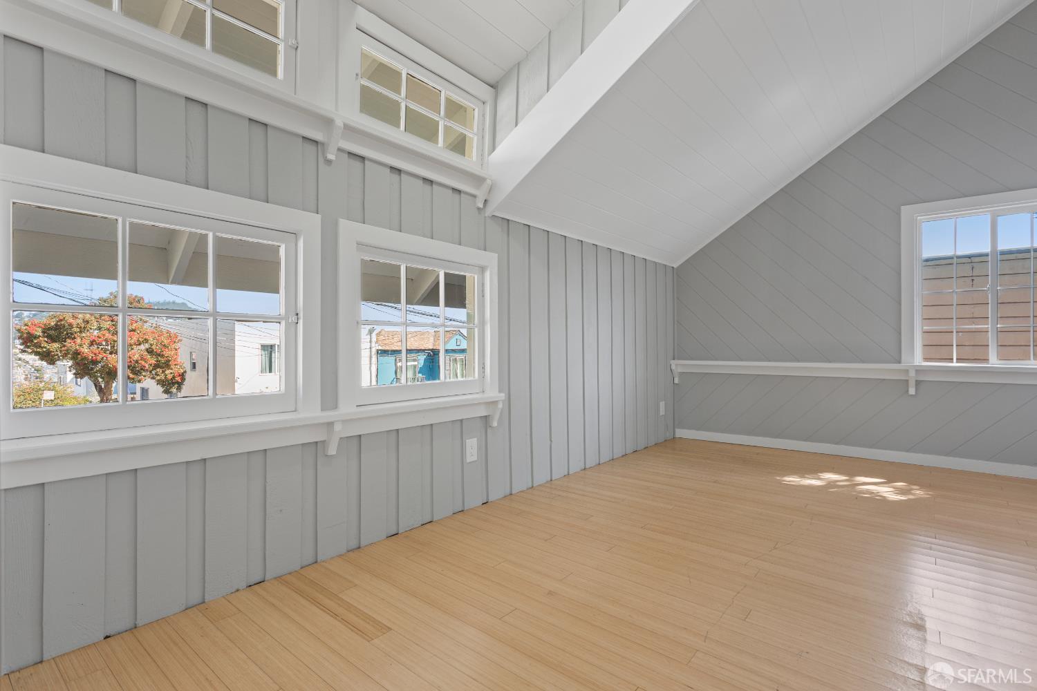 Detail Gallery Image 35 of 61 For 759 Lakeview Ave, San Francisco,  CA 94112 - 5 Beds | 3 Baths