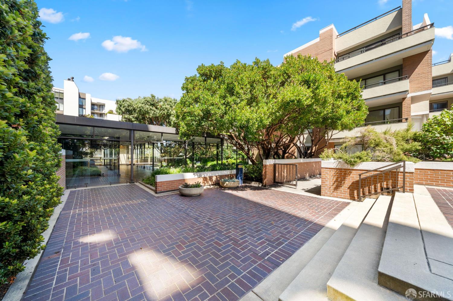 Detail Gallery Image 25 of 26 For 101 Lombard St #11,  San Francisco,  CA 94111 - 1 Beds | 1 Baths