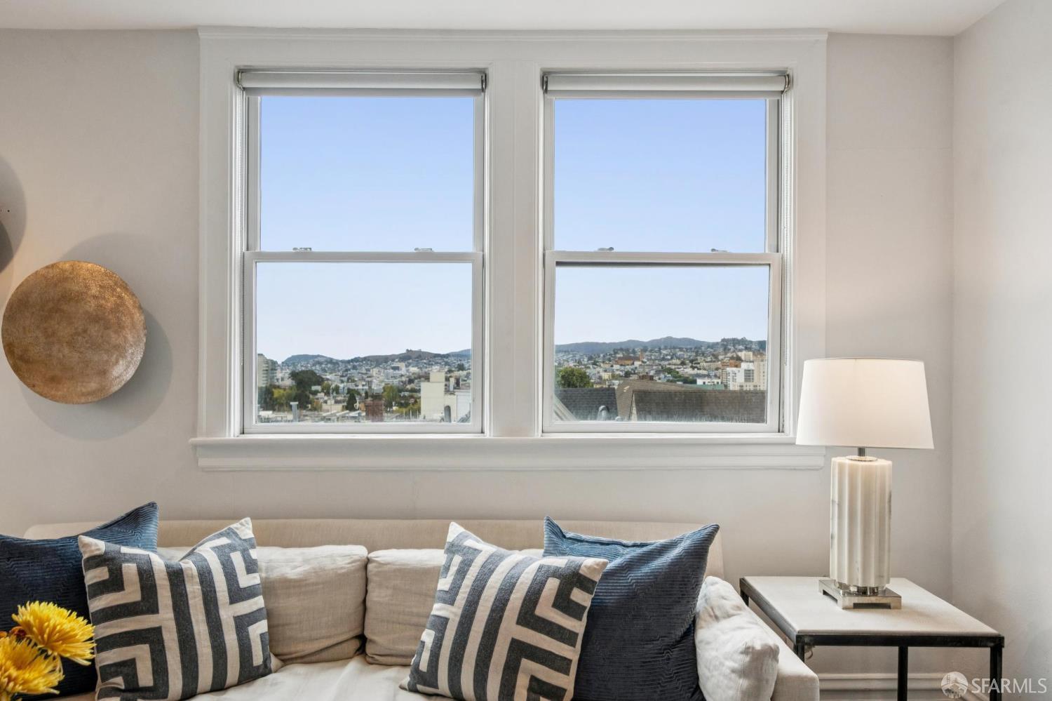Detail Gallery Image 6 of 44 For 2112 Pine St #B,  San Francisco,  CA 94115 - 3 Beds | 2 Baths