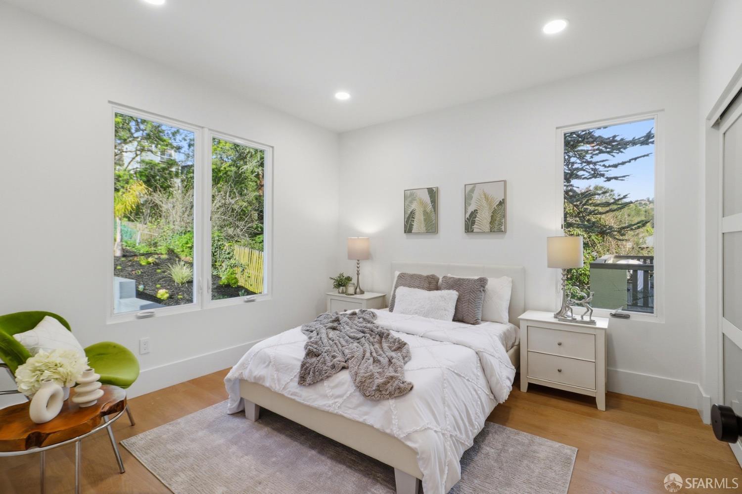 Detail Gallery Image 42 of 87 For 21 Cambridge Way, Piedmont,  CA 94611 - 5 Beds | 5 Baths