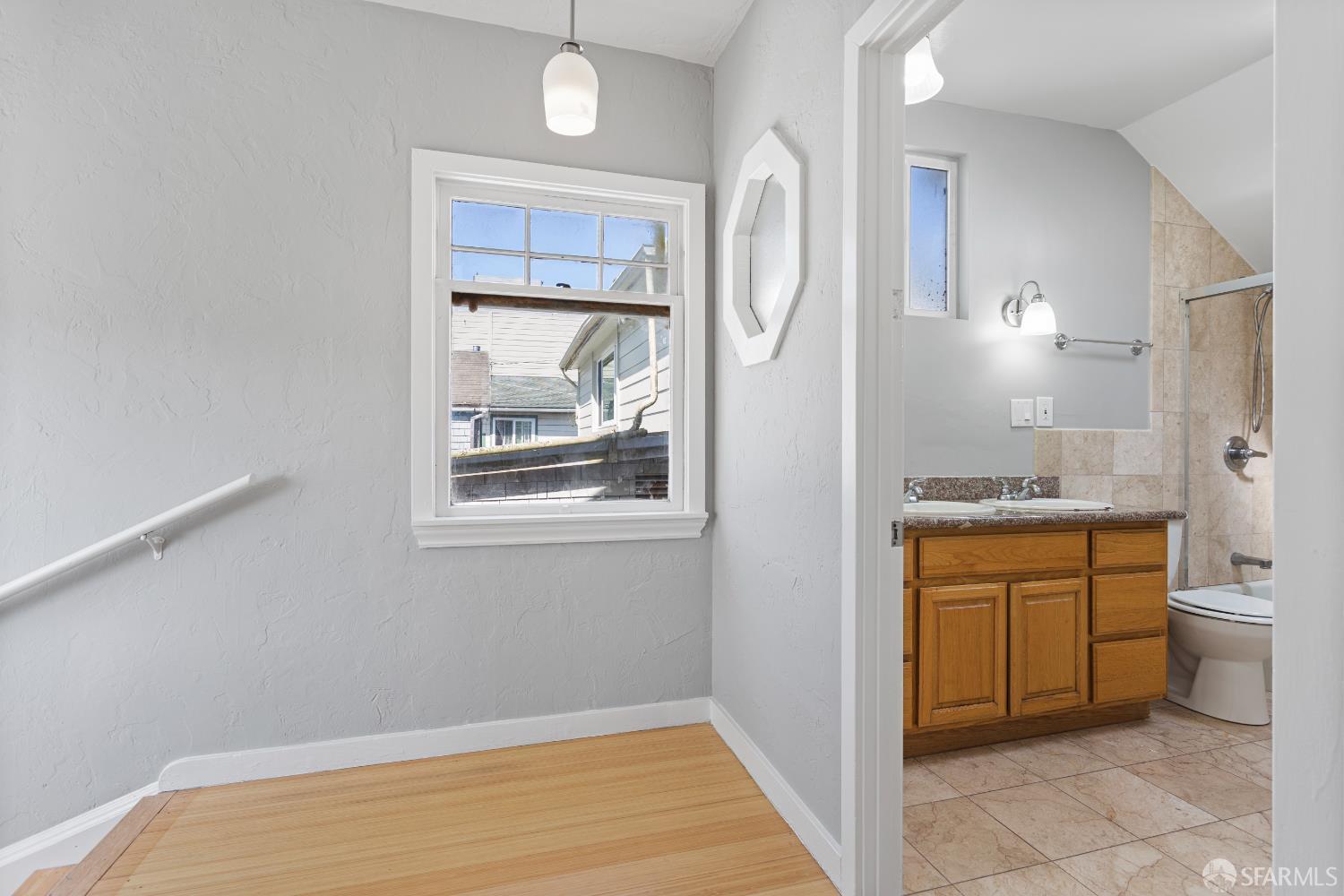 Detail Gallery Image 23 of 61 For 759 Lakeview Ave, San Francisco,  CA 94112 - 5 Beds | 3 Baths