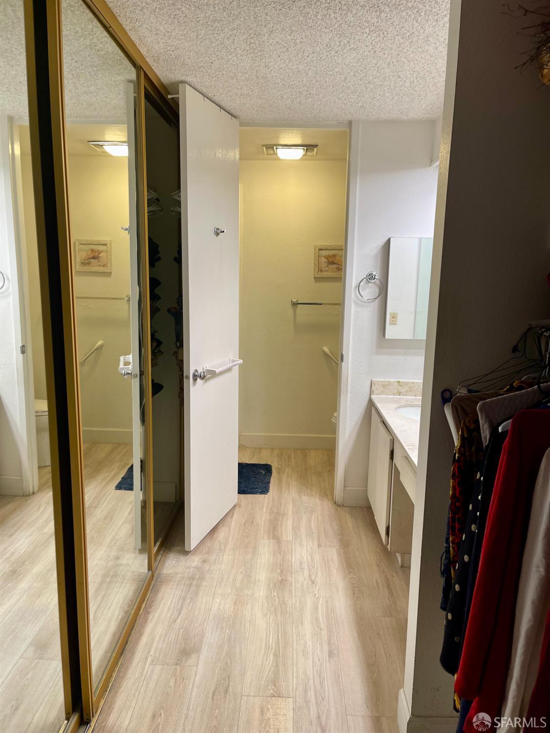 Detail Gallery Image 19 of 34 For 5137 Shelter Creek Ln, San Bruno,  CA 94066 - 2 Beds | 2 Baths