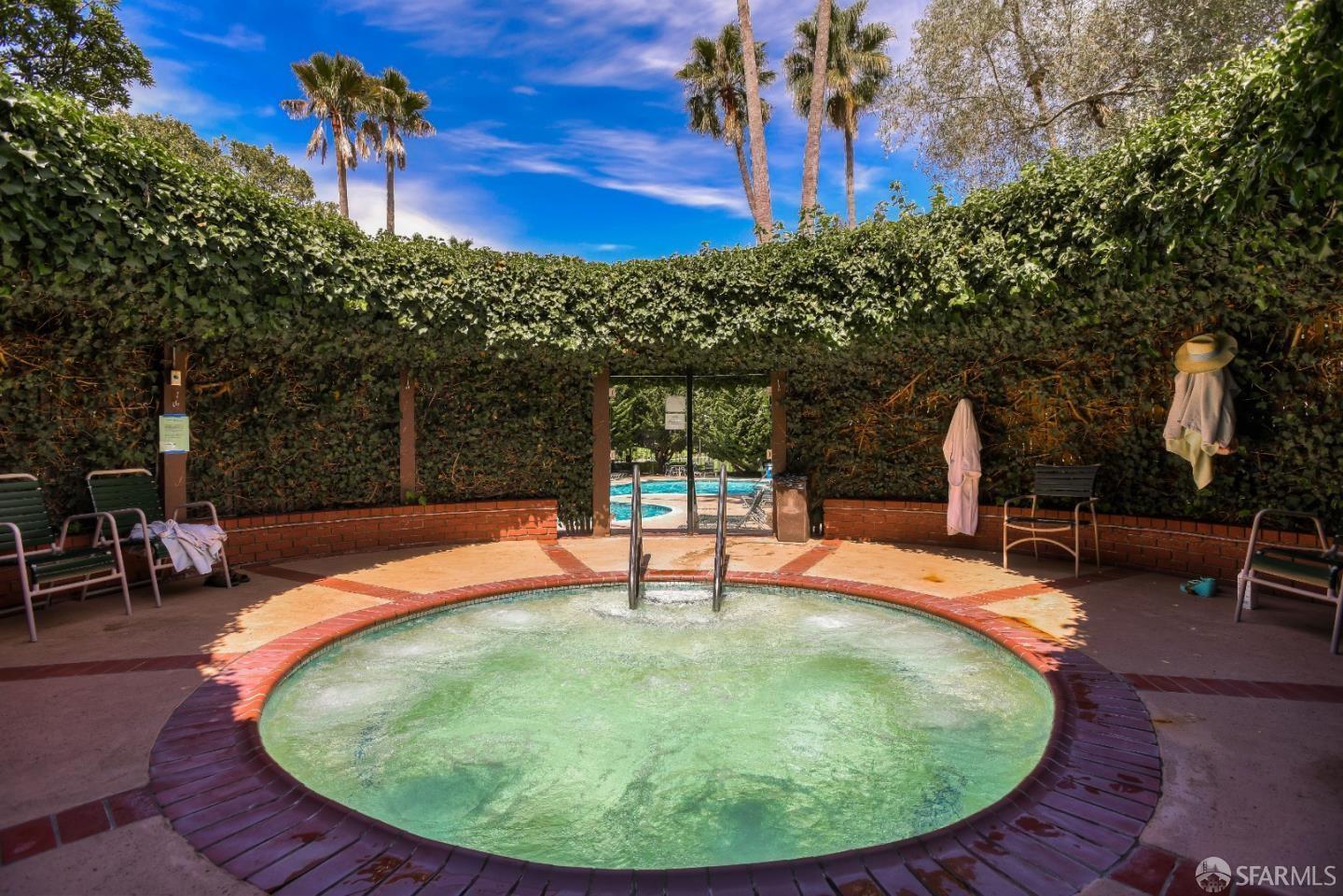 Detail Gallery Image 26 of 34 For 5137 Shelter Creek Ln, San Bruno,  CA 94066 - 2 Beds | 2 Baths