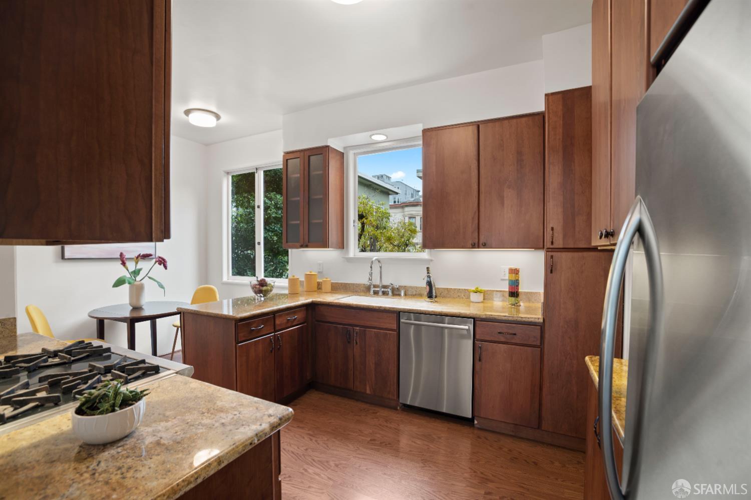 Detail Gallery Image 23 of 90 For 392 Chestnut St, San Francisco,  CA 94133 - – Beds | – Baths