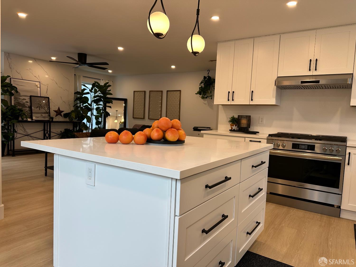 Detail Gallery Image 10 of 57 For 480 Monterey St, Brisbane,  CA 94005 - 3 Beds | 2 Baths