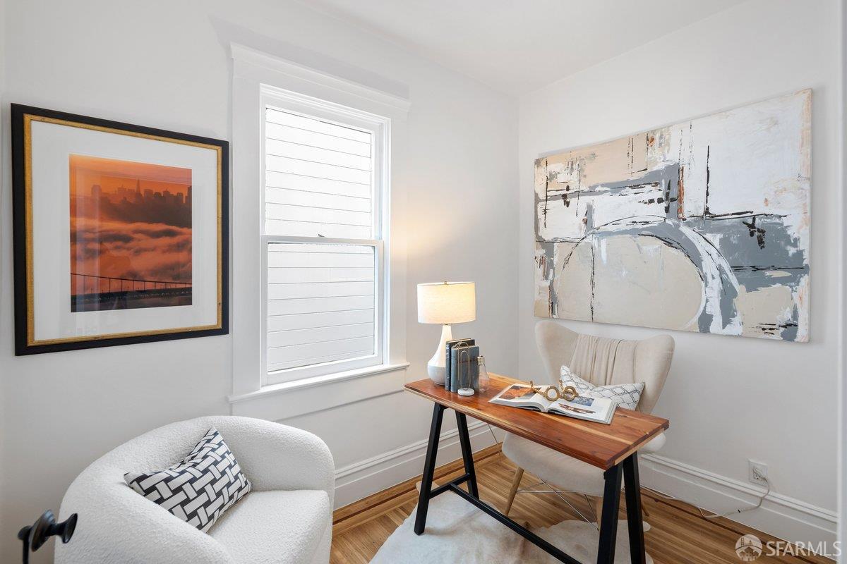 Detail Gallery Image 10 of 47 For 76 Gladys St, San Francisco,  CA 94110 - 3 Beds | 2 Baths