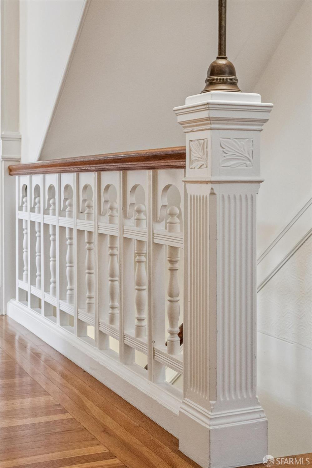 Detail Gallery Image 30 of 61 For 4040 17th St, San Francisco,  CA 94114 - 5 Beds | 2 Baths