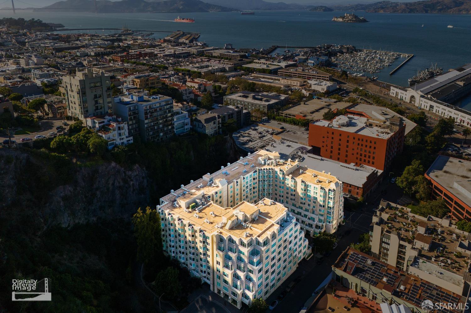 Detail Gallery Image 43 of 53 For 111 Chestnut St #303,  San Francisco,  CA 94111 - 2 Beds | 2 Baths