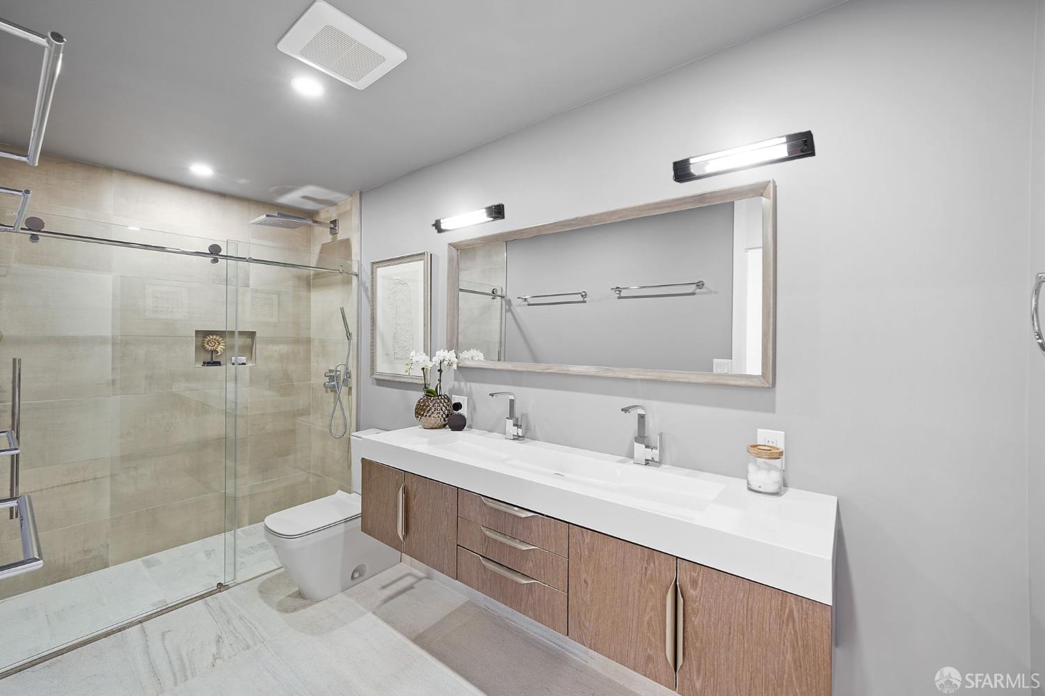 Detail Gallery Image 32 of 37 For 1200 California St 10c,  San Francisco,  CA 94109 - 3 Beds | 3 Baths