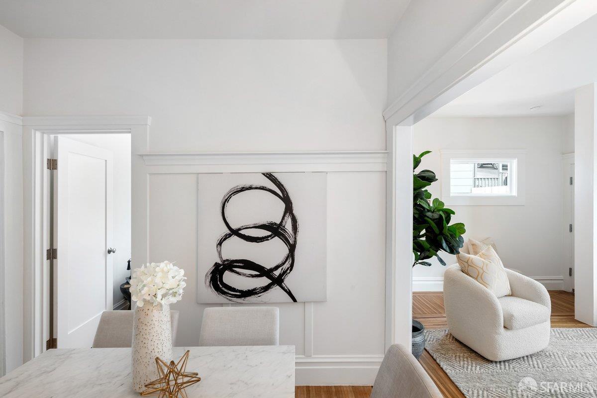 Detail Gallery Image 6 of 47 For 76 Gladys St, San Francisco,  CA 94110 - 3 Beds | 2 Baths