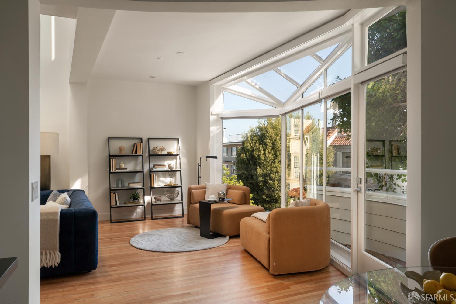 Detail Gallery Image 9 of 45 For 3011 Baker St, San Francisco,  CA 94123 - 4 Beds | 3/1 Baths