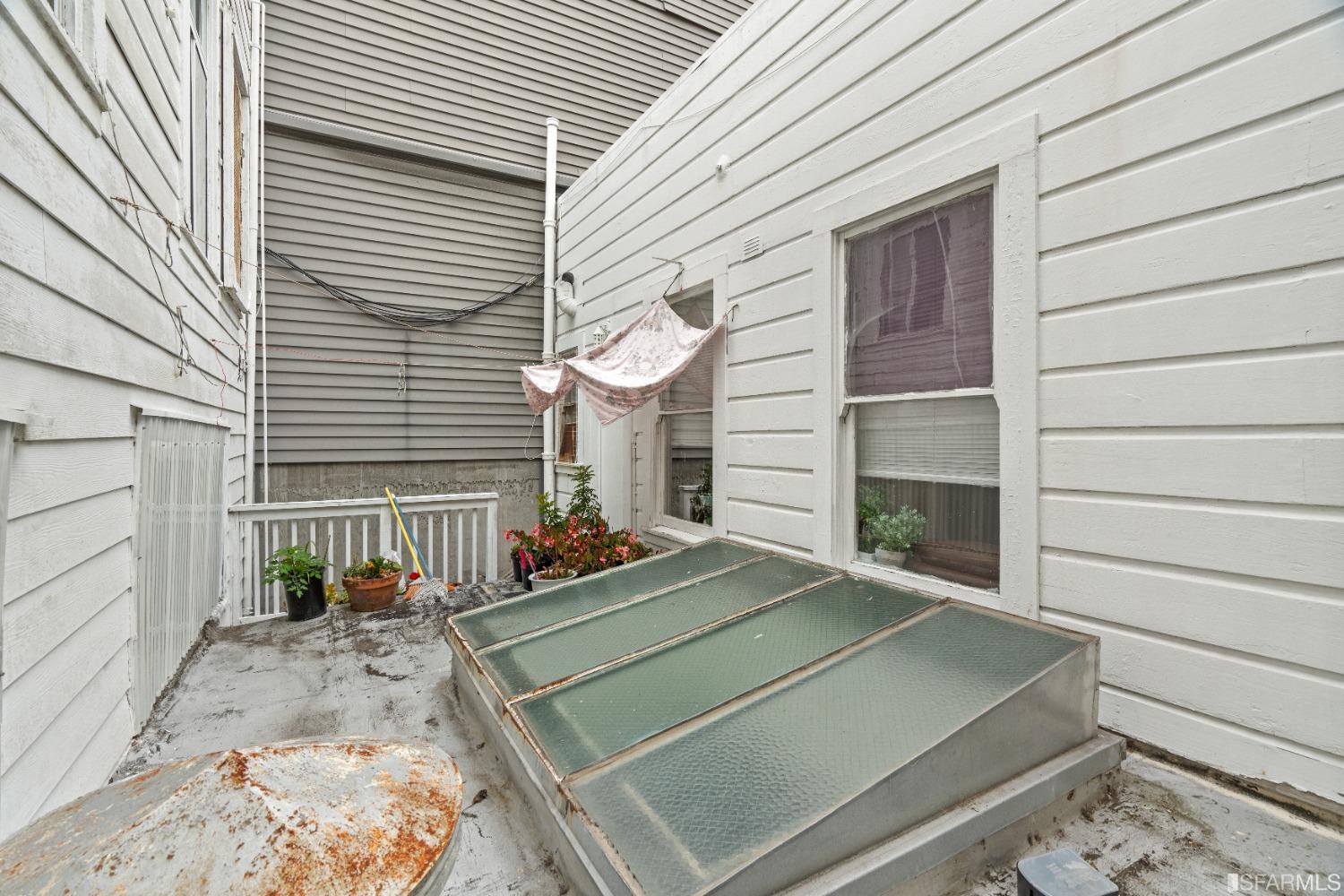 Detail Gallery Image 25 of 60 For 1467 Pine St, San Francisco,  CA 94109 - – Beds | – Baths