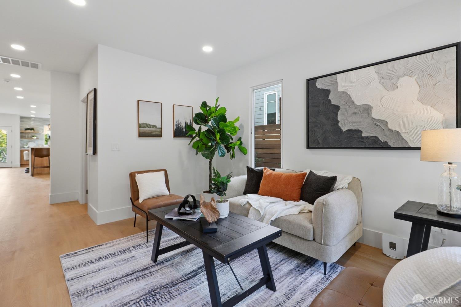 Detail Gallery Image 18 of 87 For 21 Cambridge Way, Piedmont,  CA 94611 - 5 Beds | 5 Baths