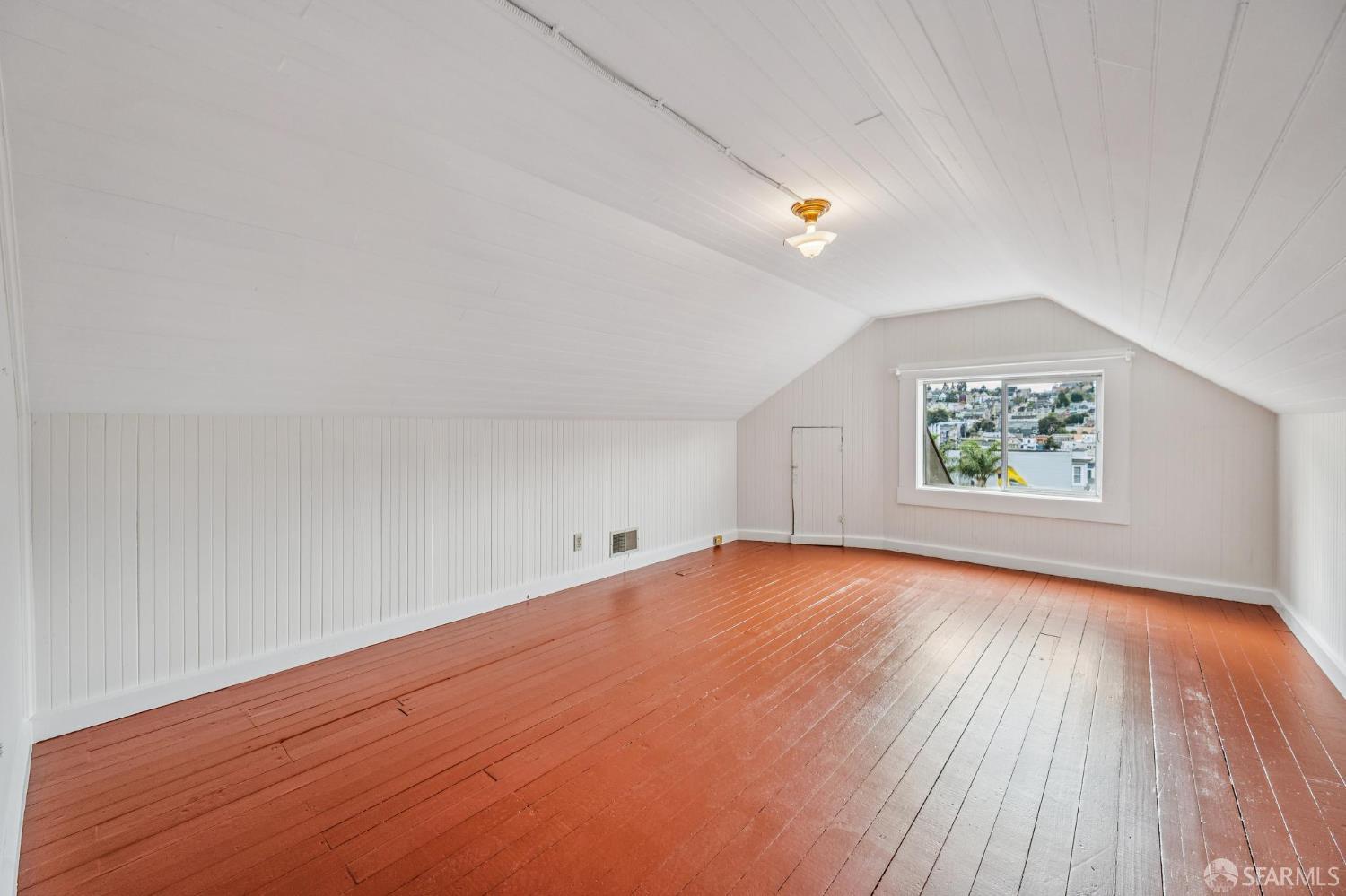 Detail Gallery Image 53 of 61 For 4040 17th St, San Francisco,  CA 94114 - 5 Beds | 2 Baths