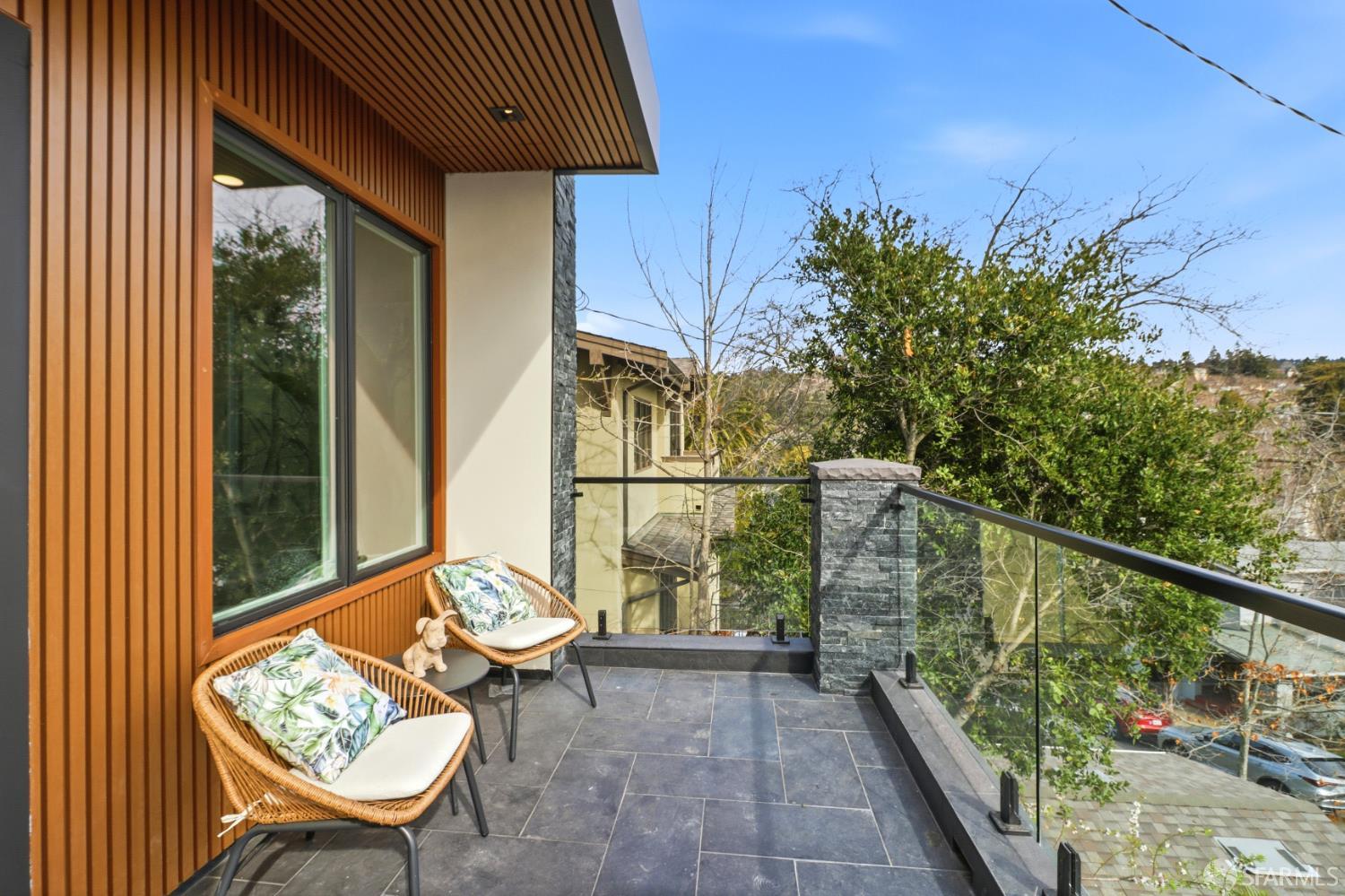 Detail Gallery Image 80 of 87 For 21 Cambridge Way, Piedmont,  CA 94611 - 5 Beds | 5 Baths