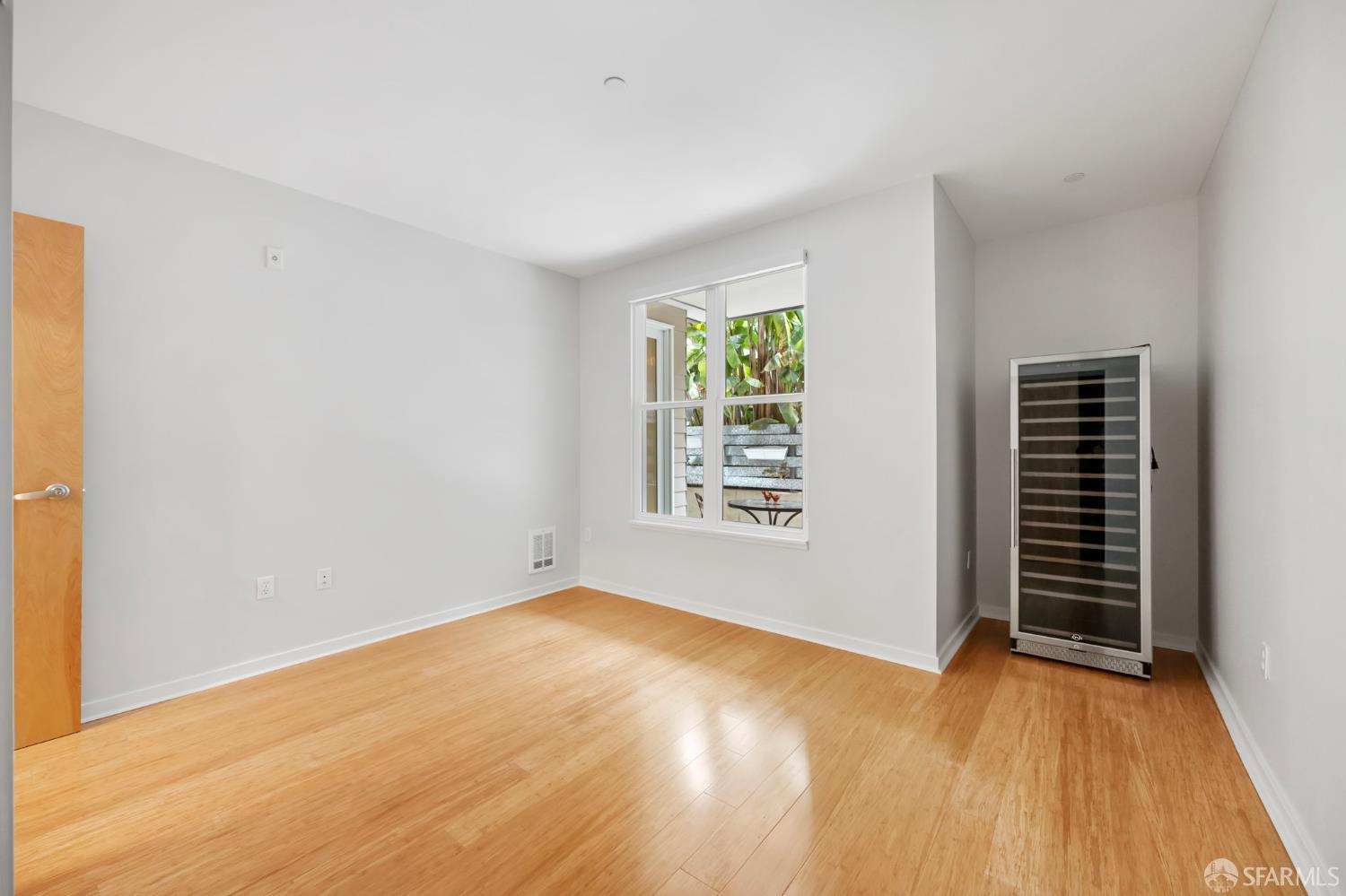 Detail Gallery Image 18 of 57 For 5800 3rd St #1121,  San Francisco,  CA 94124 - 3 Beds | 3 Baths
