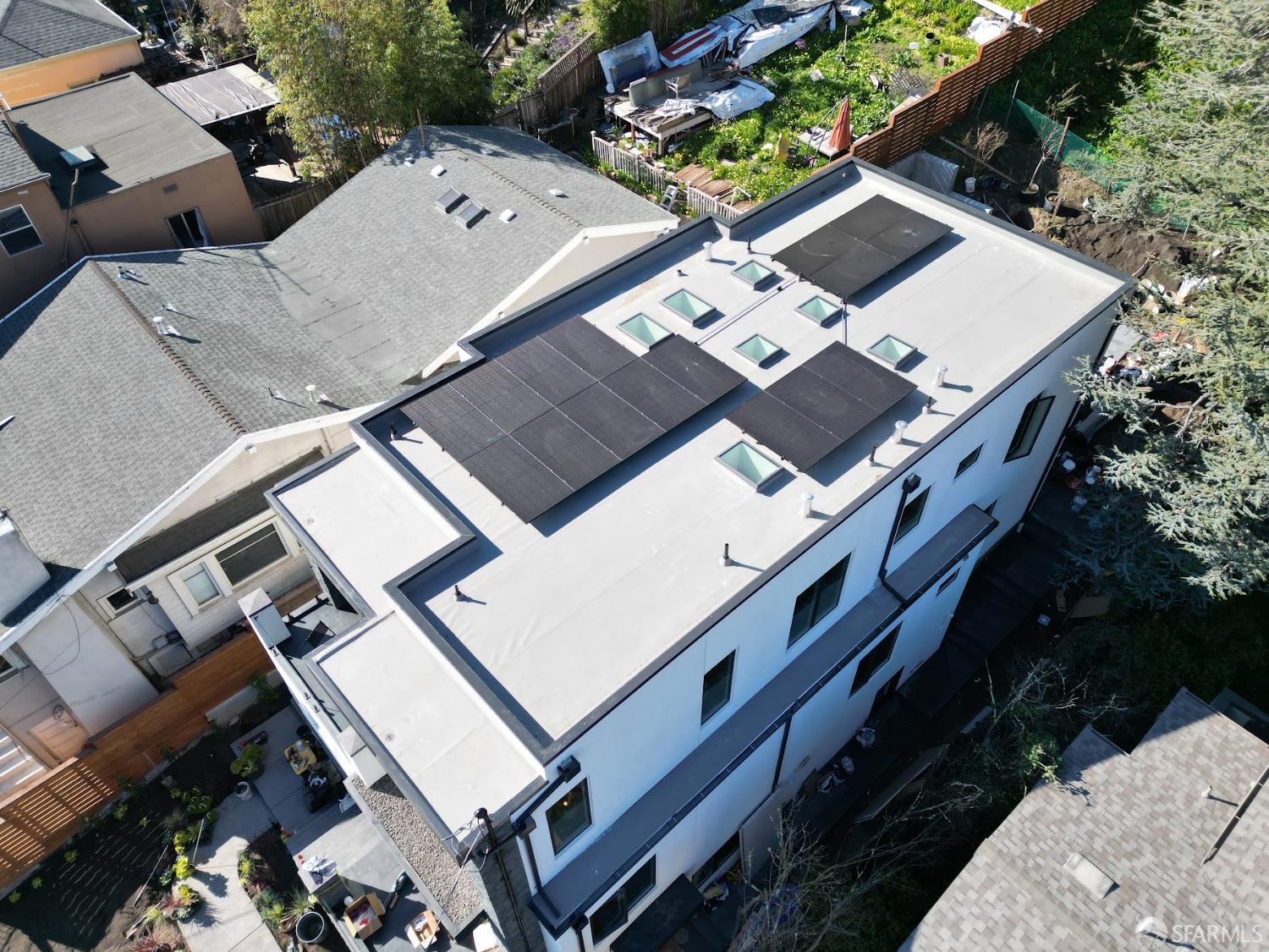 Detail Gallery Image 86 of 87 For 21 Cambridge Way, Piedmont,  CA 94611 - 5 Beds | 5 Baths