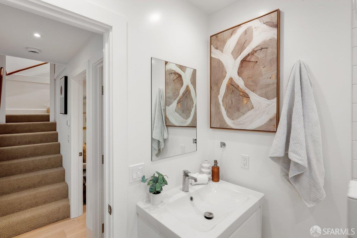 Detail Gallery Image 32 of 47 For 76 Gladys St, San Francisco,  CA 94110 - 3 Beds | 2 Baths