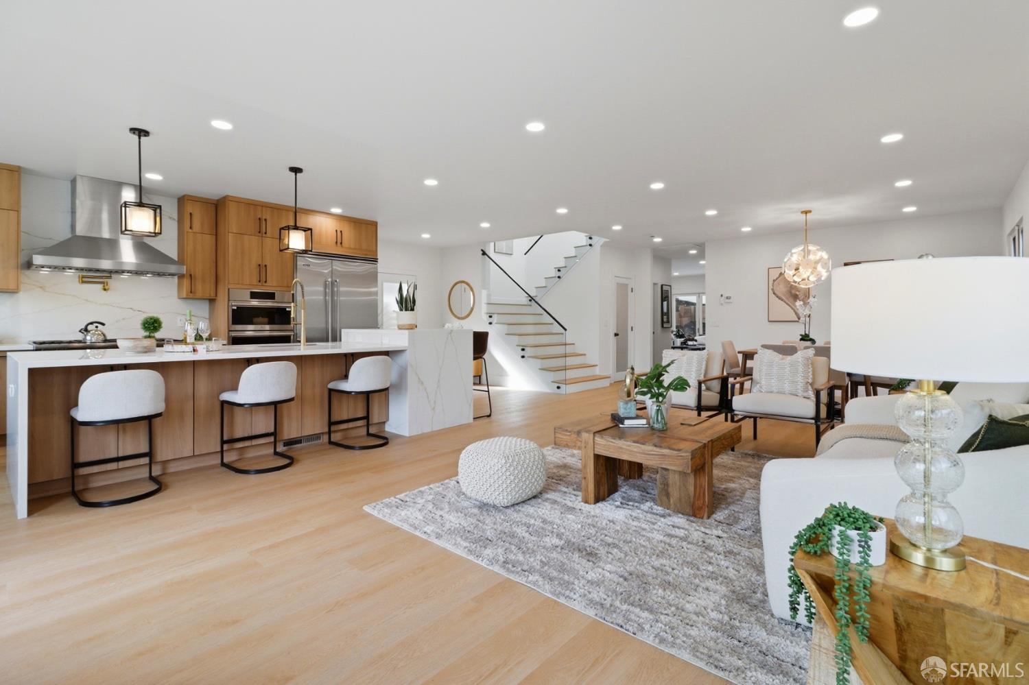 Detail Gallery Image 9 of 87 For 21 Cambridge Way, Piedmont,  CA 94611 - 5 Beds | 5 Baths