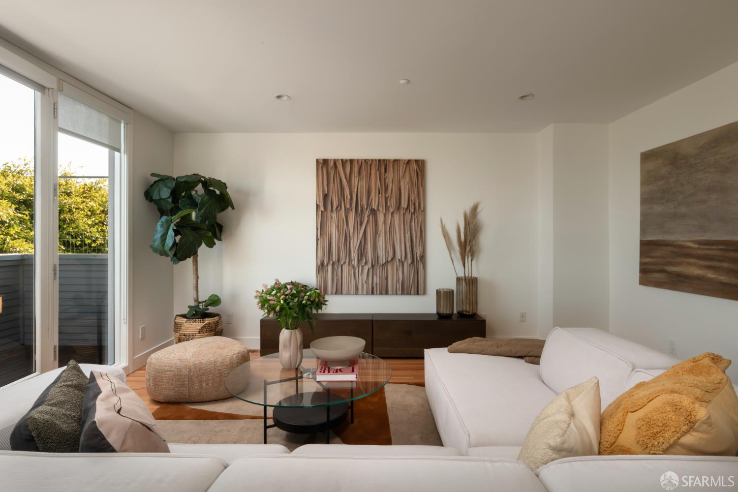 Detail Gallery Image 23 of 45 For 3011 Baker St, San Francisco,  CA 94123 - 4 Beds | 3/1 Baths