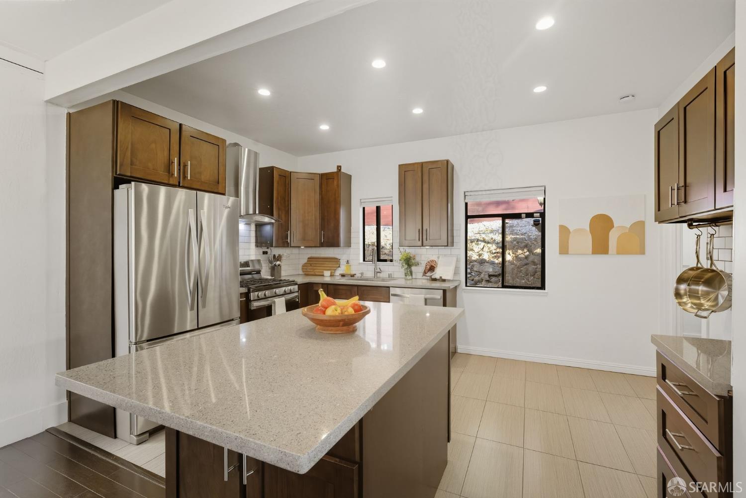 Detail Gallery Image 11 of 57 For 395 Frankfort St, Daly City,  CA 94014 - 2 Beds | 1 Baths