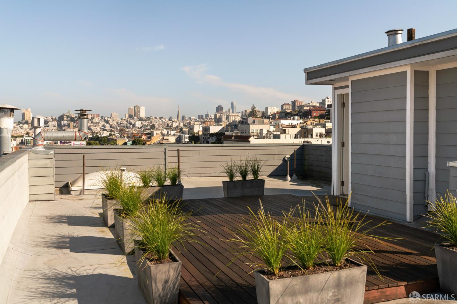 Detail Gallery Image 40 of 45 For 3011 Baker St, San Francisco,  CA 94123 - 4 Beds | 3/1 Baths