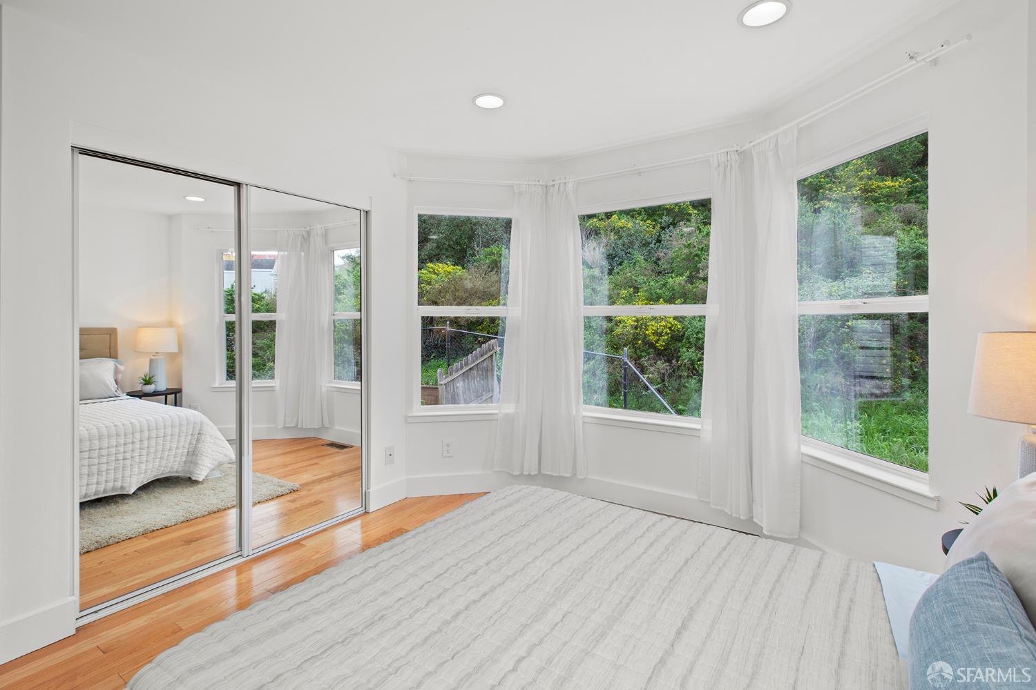 Detail Gallery Image 22 of 57 For 15 Le Conte Cir, San Francisco,  CA 94124 - 4 Beds | 2/1 Baths