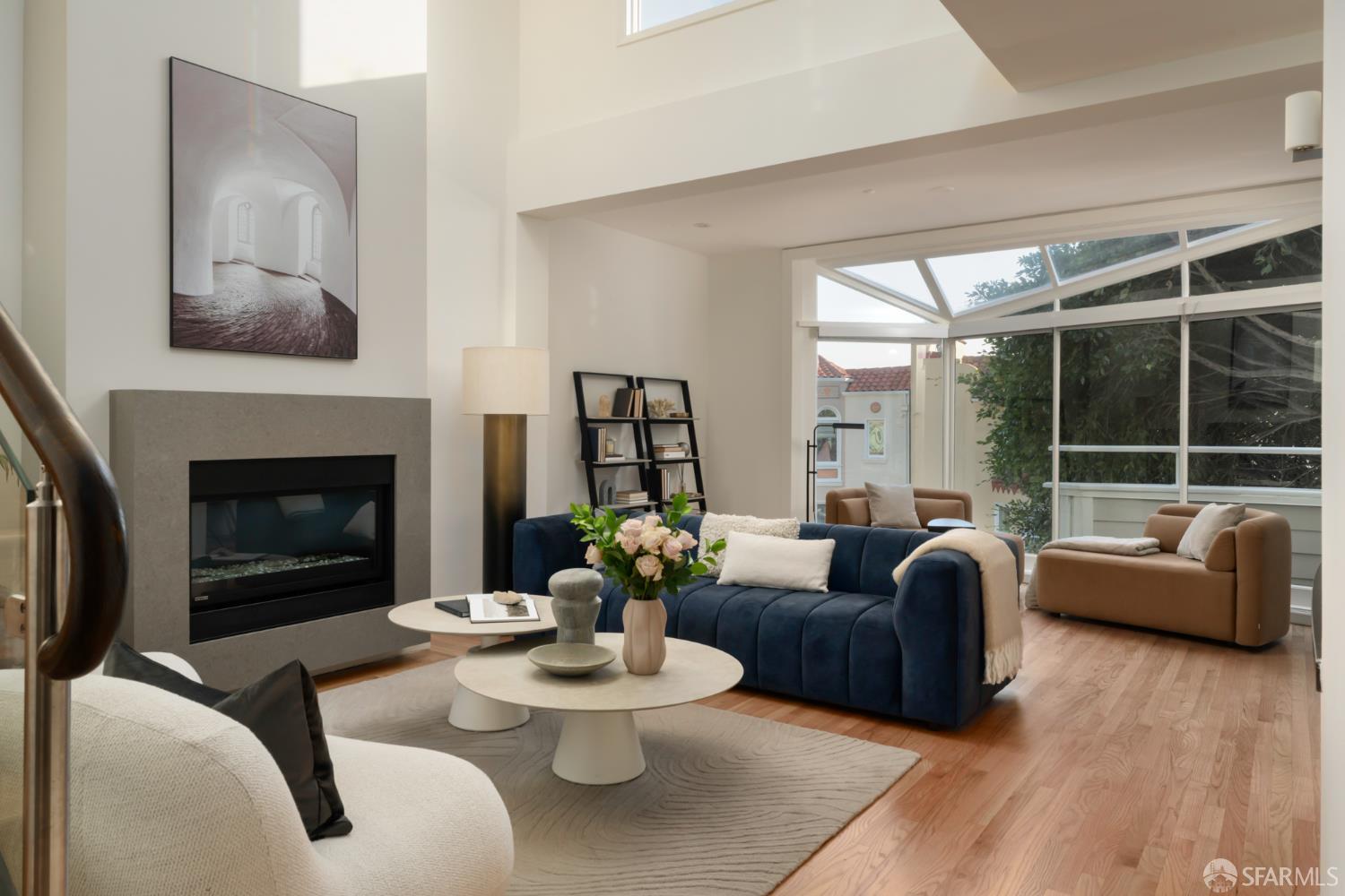 Detail Gallery Image 5 of 45 For 3011 Baker St, San Francisco,  CA 94123 - 4 Beds | 3/1 Baths