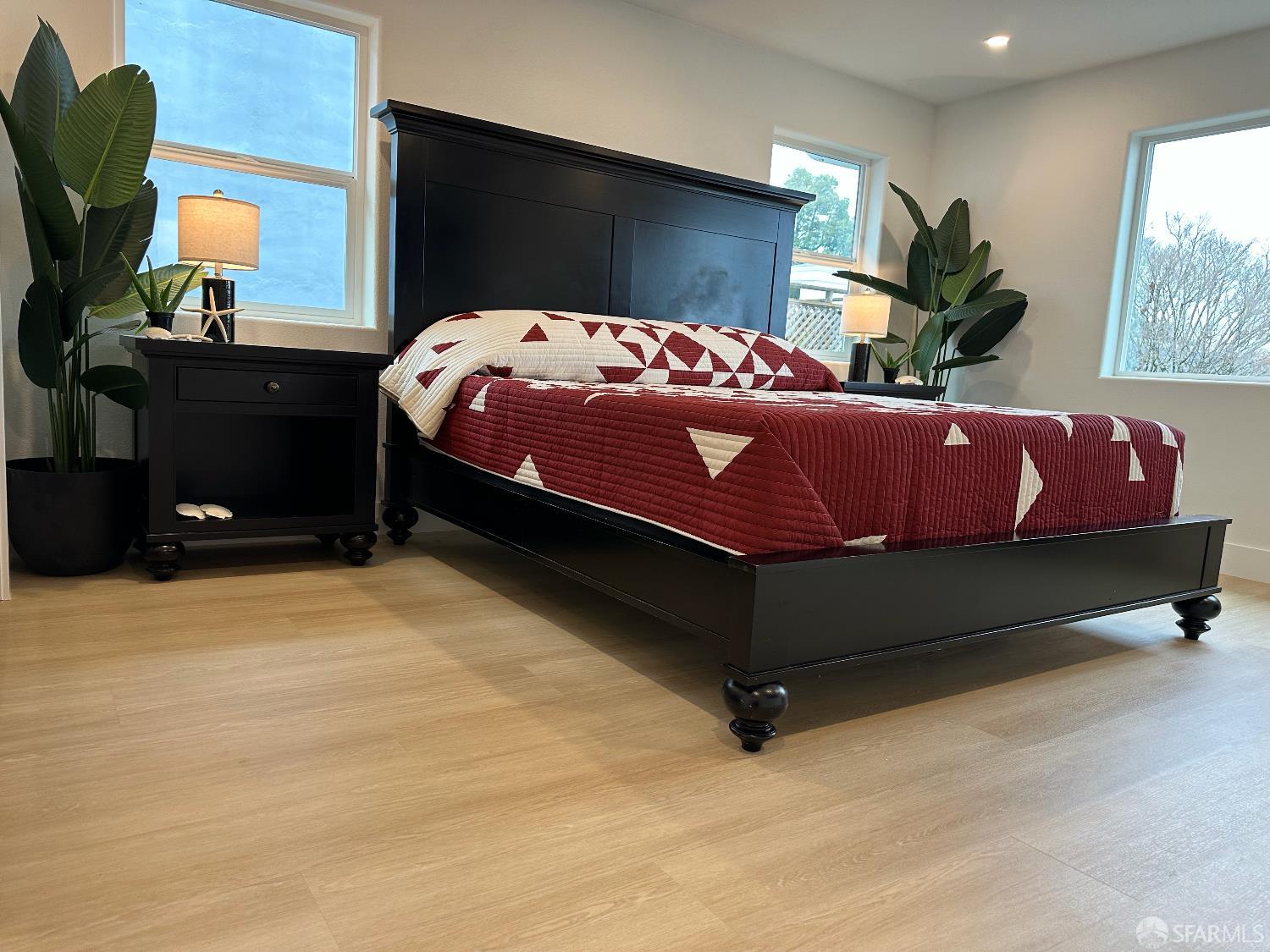 Detail Gallery Image 27 of 57 For 480 Monterey St, Brisbane,  CA 94005 - 3 Beds | 2 Baths