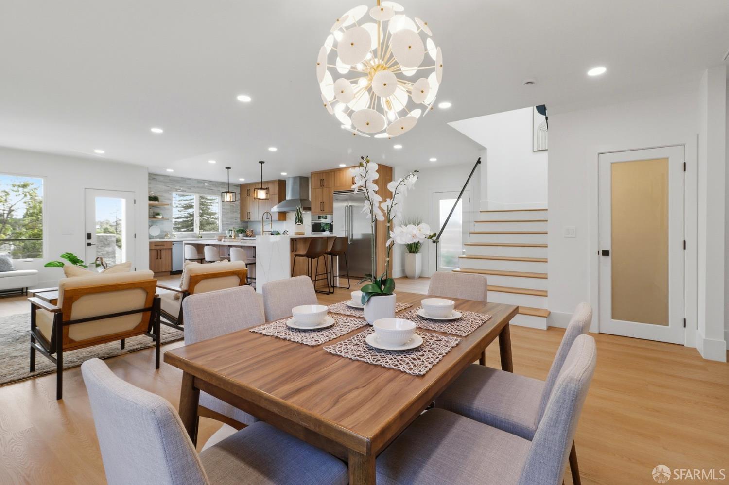 Detail Gallery Image 22 of 87 For 21 Cambridge Way, Piedmont,  CA 94611 - 5 Beds | 5 Baths