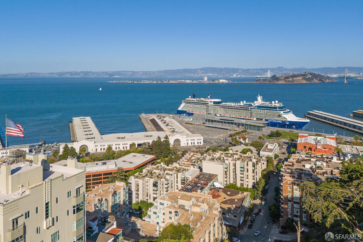 Detail Gallery Image 46 of 53 For 111 Chestnut St #303,  San Francisco,  CA 94111 - 2 Beds | 2 Baths