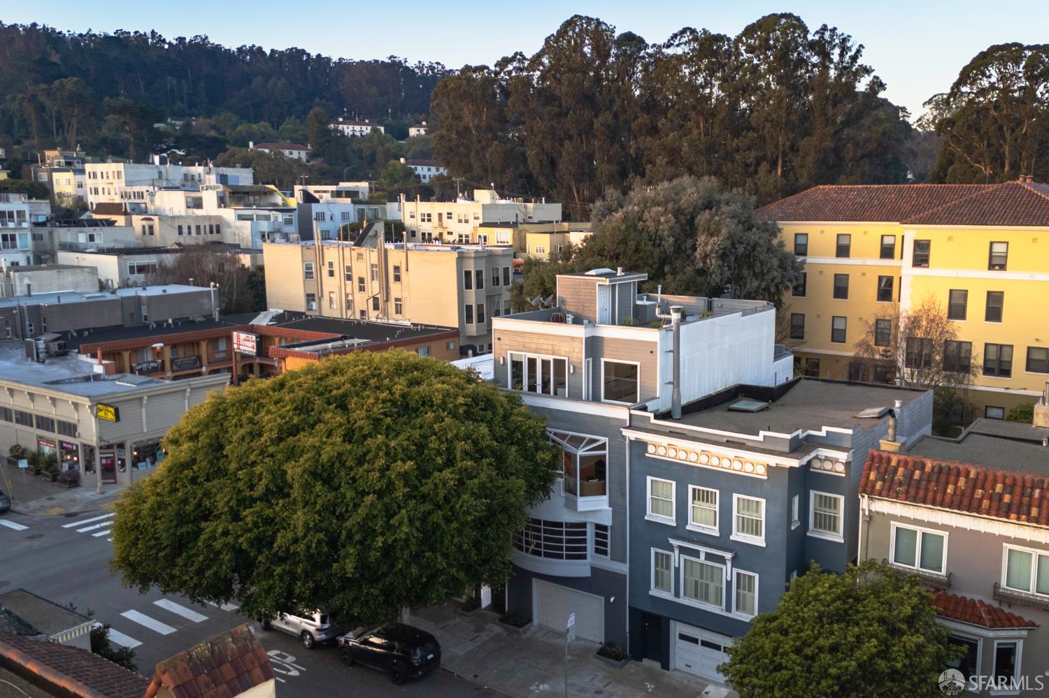 Detail Gallery Image 41 of 45 For 3011 Baker St, San Francisco,  CA 94123 - 4 Beds | 3/1 Baths