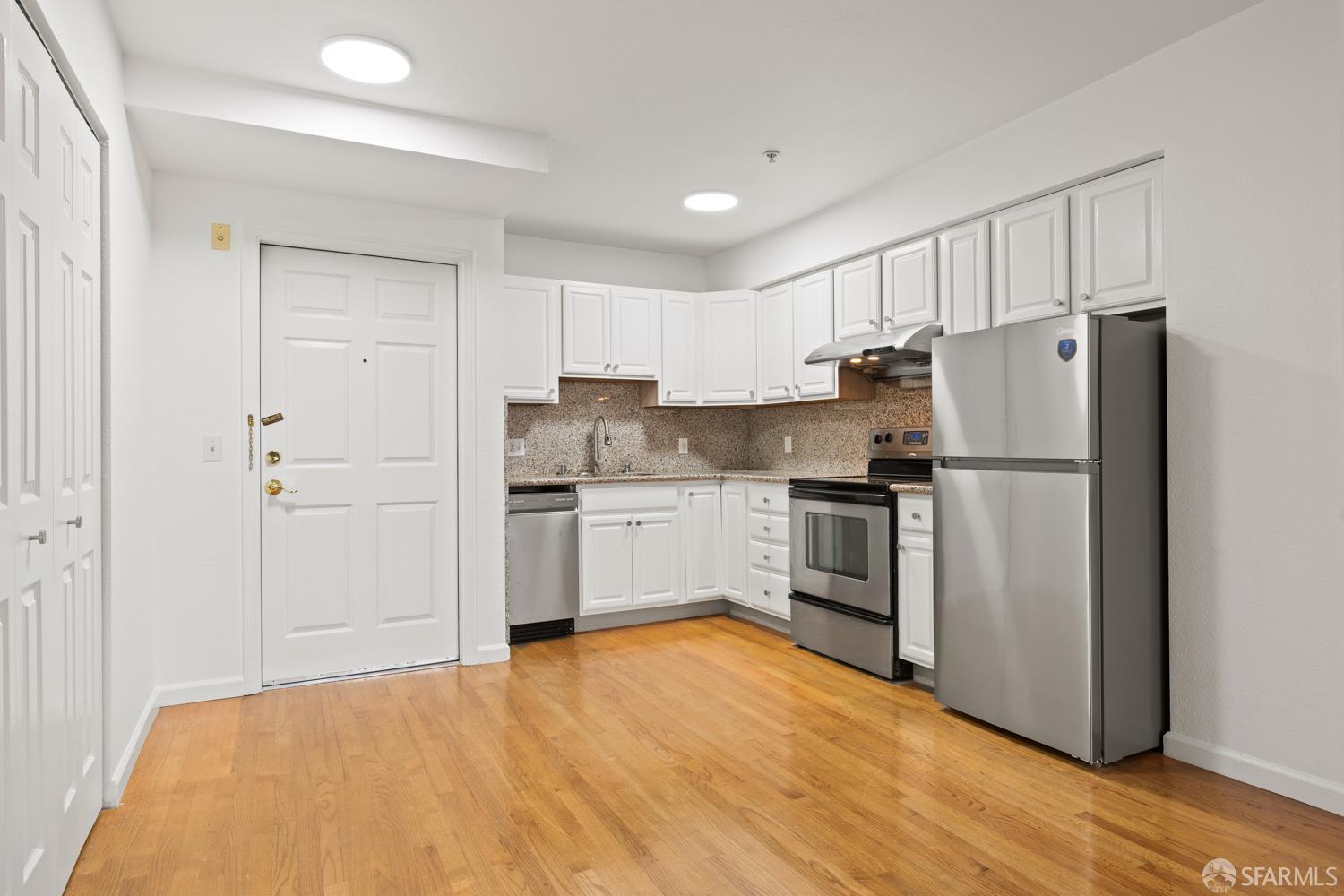 Detail Gallery Image 10 of 15 For 485 8th St #501,  Oakland,  CA 94607 - 1 Beds | 1 Baths