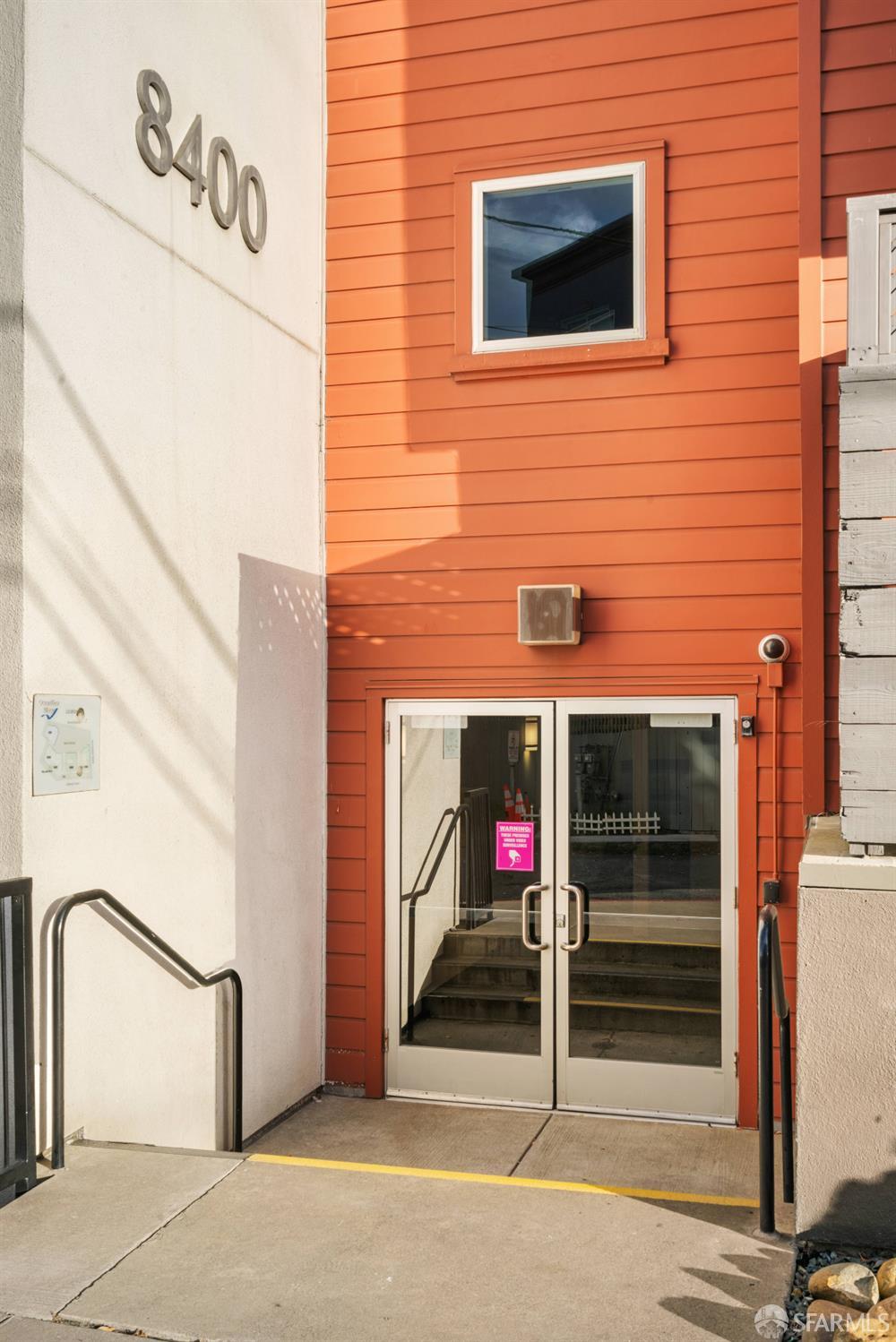 Detail Gallery Image 3 of 55 For 8400 Oceanview Ter #208,  San Francisco,  CA 94132 - 2 Beds | 2 Baths