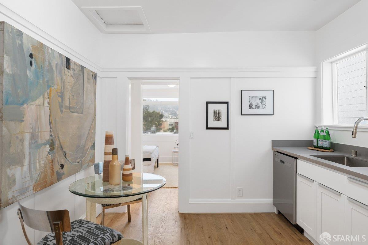 Detail Gallery Image 15 of 47 For 76 Gladys St, San Francisco,  CA 94110 - 3 Beds | 2 Baths