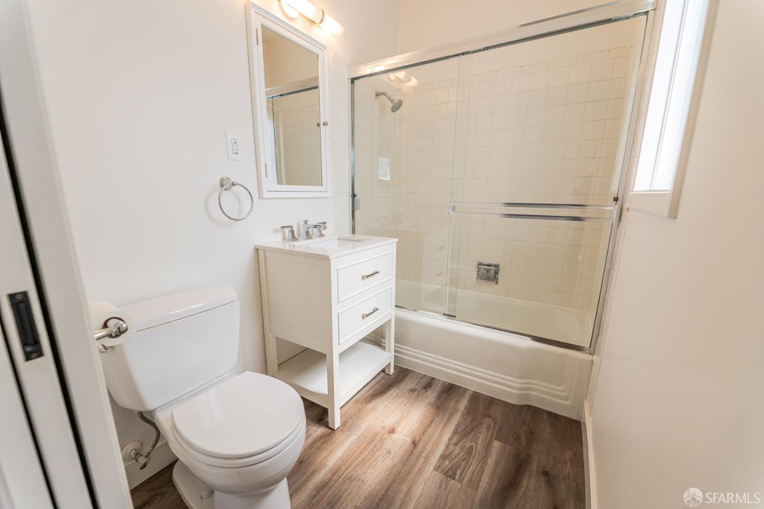 Detail Gallery Image 5 of 9 For 1841 Union St #B,  San Francisco,  CA 94123 - 1 Beds | 1 Baths