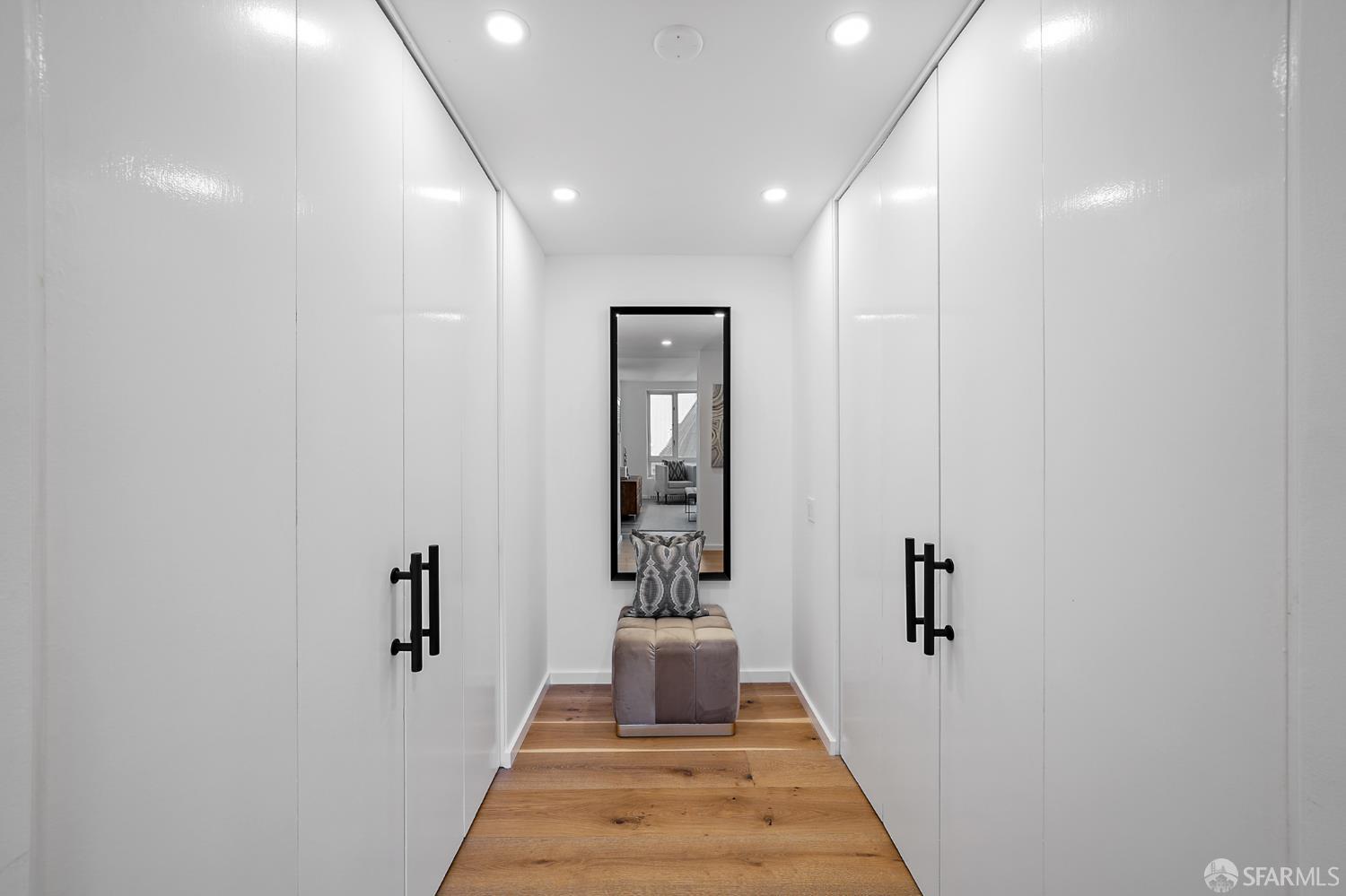 Detail Gallery Image 30 of 37 For 1200 California St 10c,  San Francisco,  CA 94109 - 3 Beds | 3 Baths