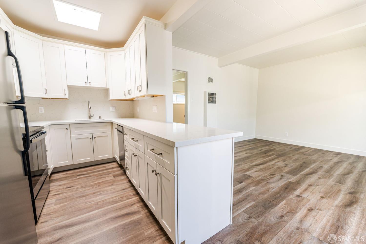 Detail Gallery Image 2 of 9 For 1841 Union St #B,  San Francisco,  CA 94123 - 1 Beds | 1 Baths