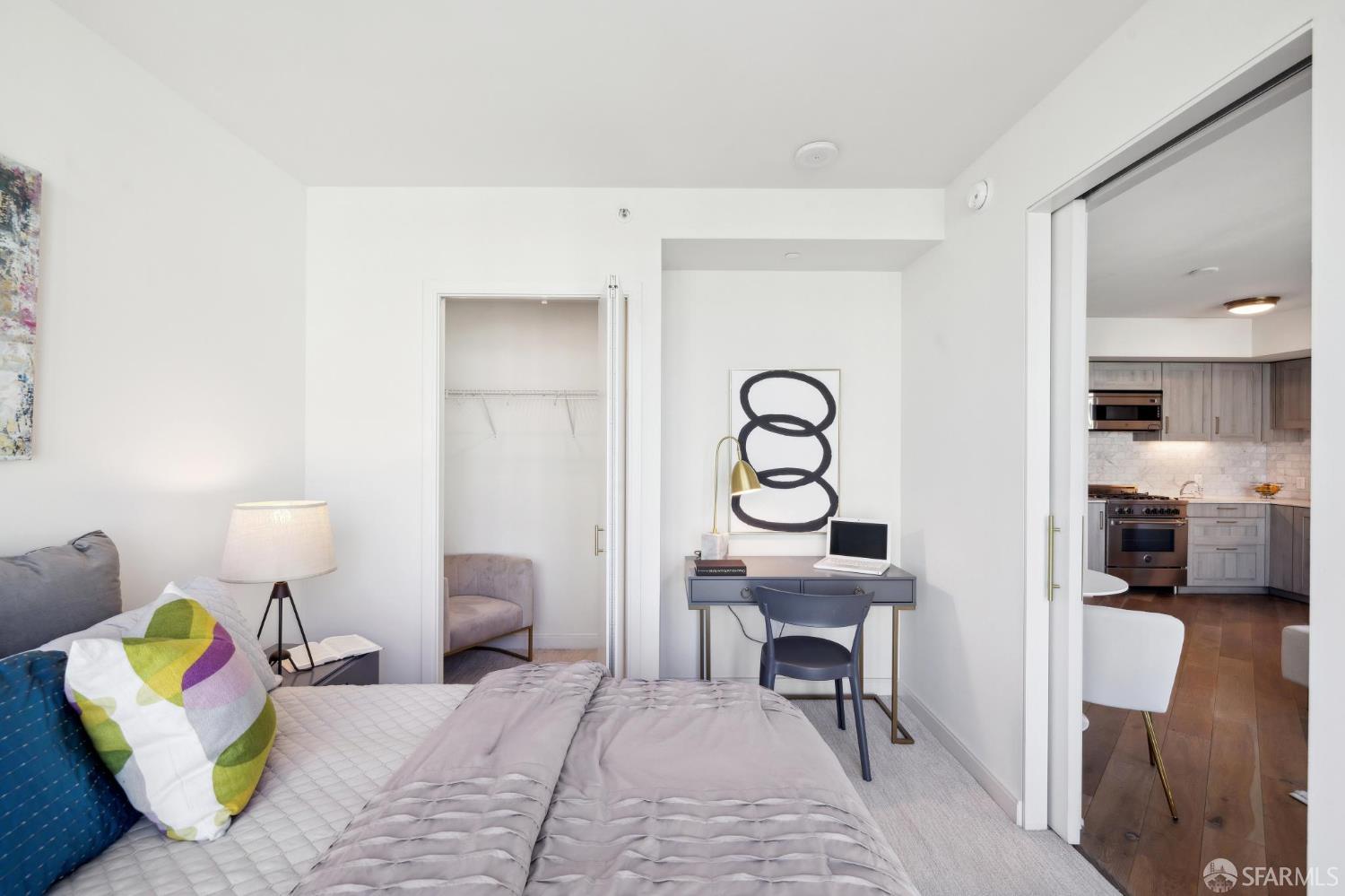 Photo #15: 426103213 Listing: Photo #15